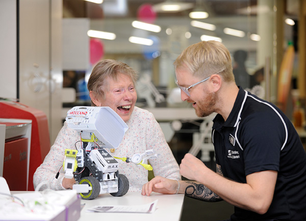 CSV_BeConnected_600x432.jpg CSV_BeConnected_600x432.jpg