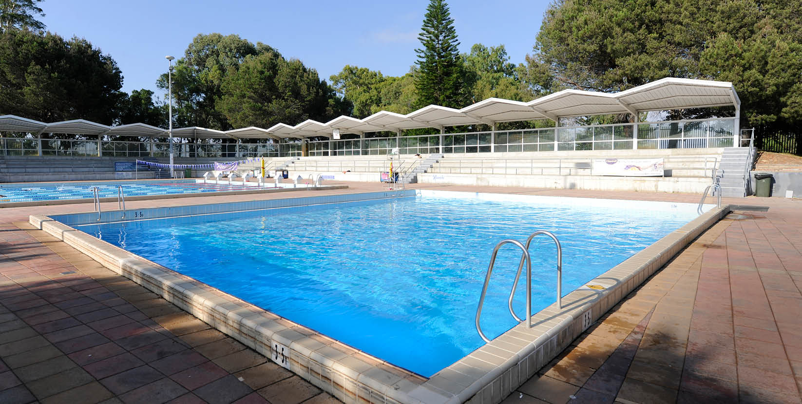 Image of the outdoor pool